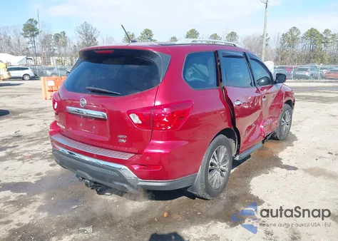2017 Nissan Pathfinder Sv z USA, uszkodzony, nr VIN 5N1DR2MM3HC674892